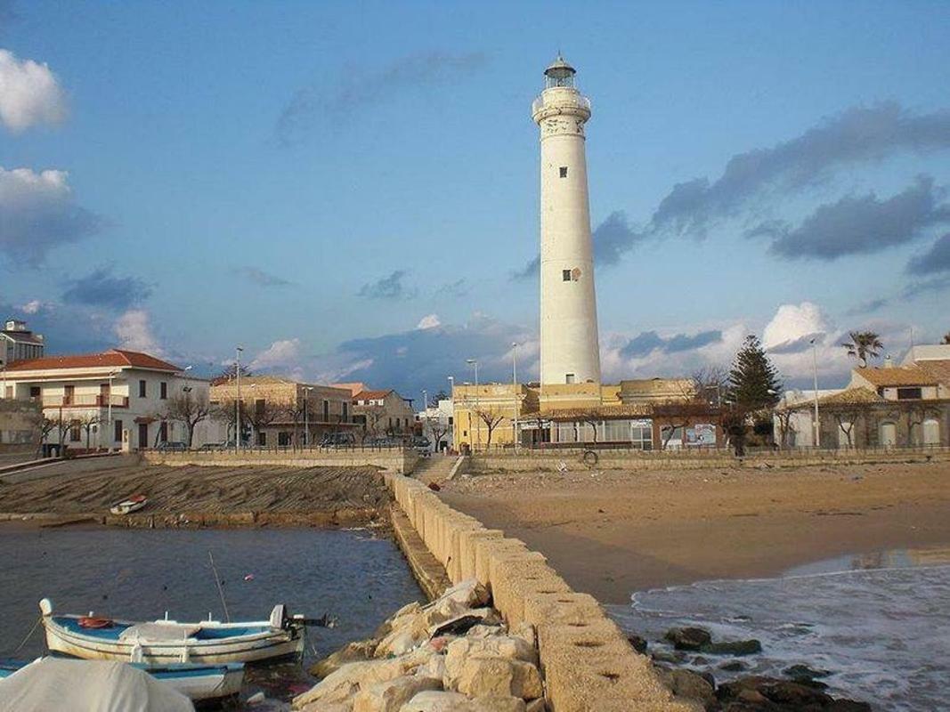 Ferienwohnung Sul Mare E Sotto Le Stelle Di Roccazzelle-Manfria Gela Exterior foto